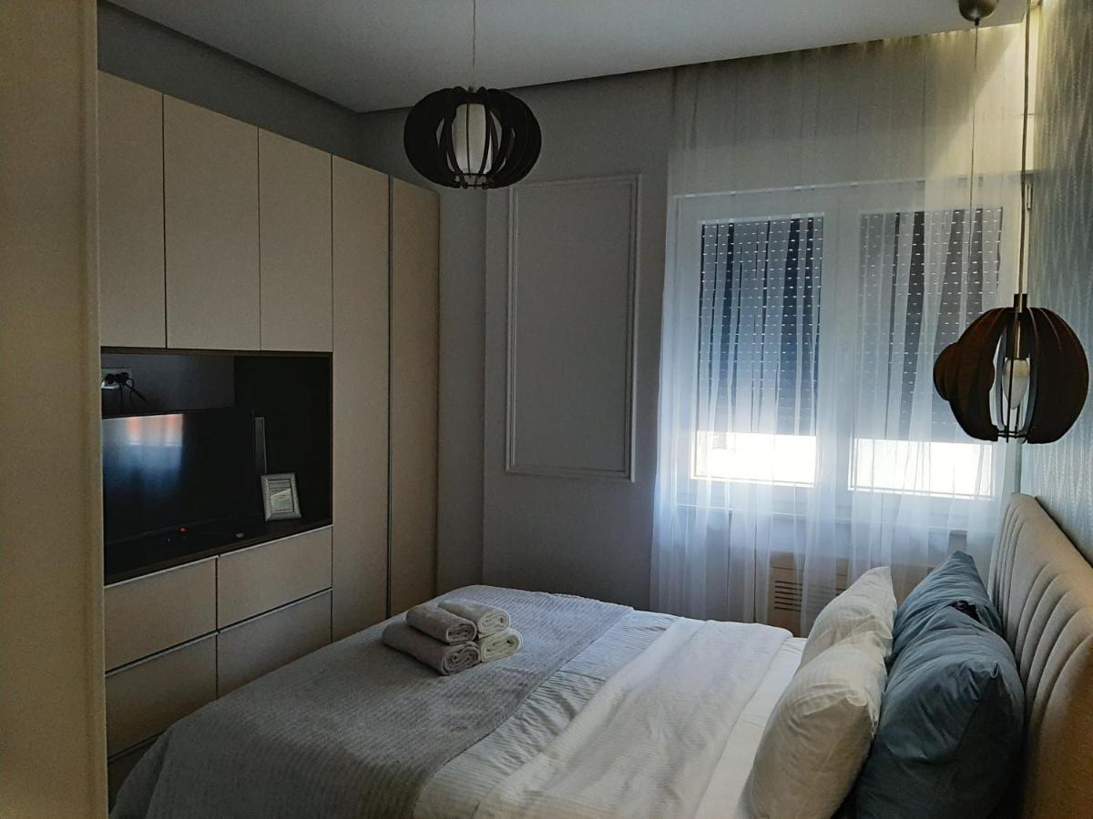 Stefan Lux Apartment Bijeljina Esterno foto
