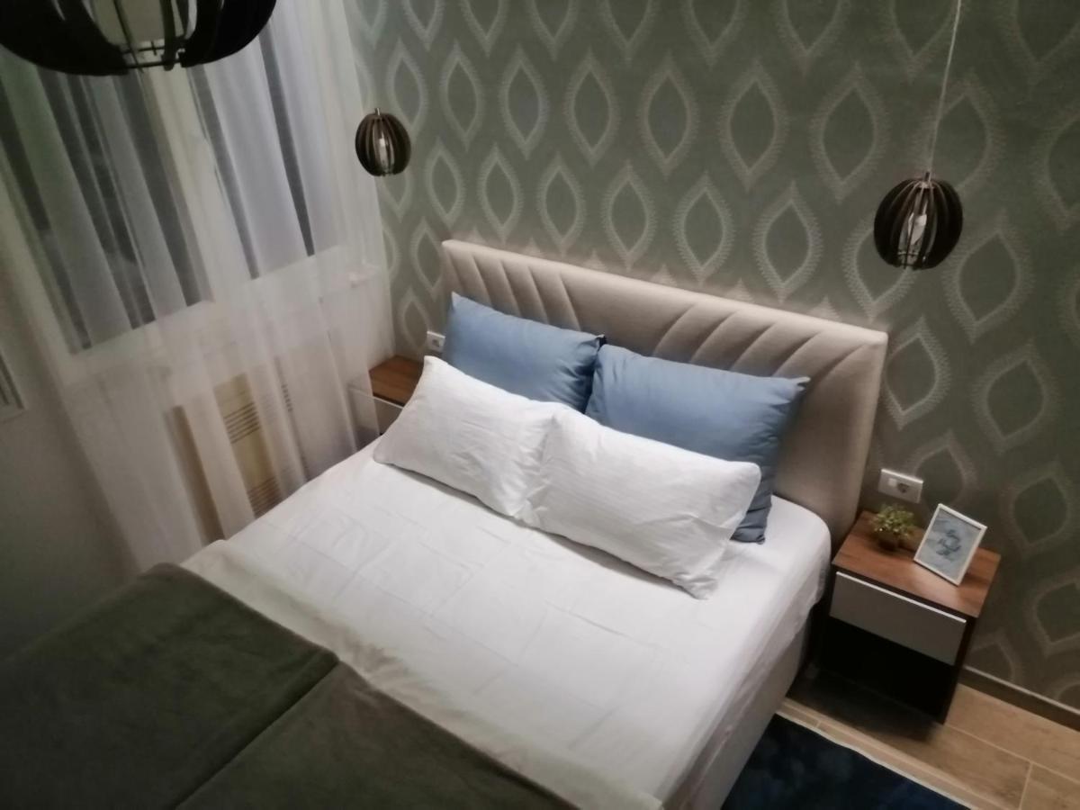 Stefan Lux Apartment Bijeljina Esterno foto