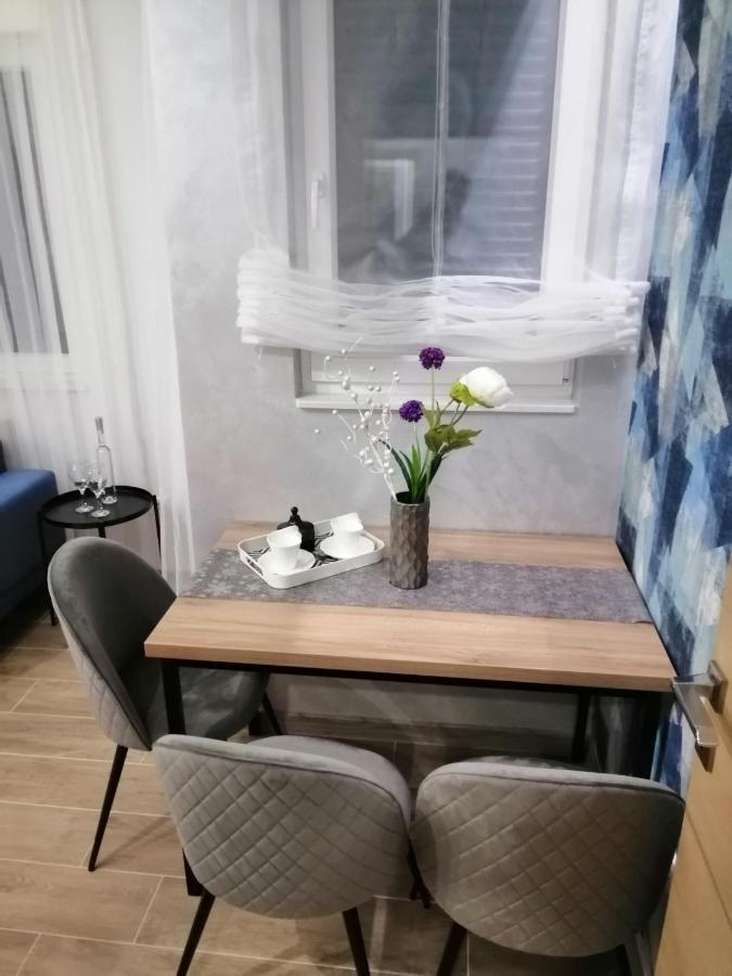 Stefan Lux Apartment Bijeljina Esterno foto